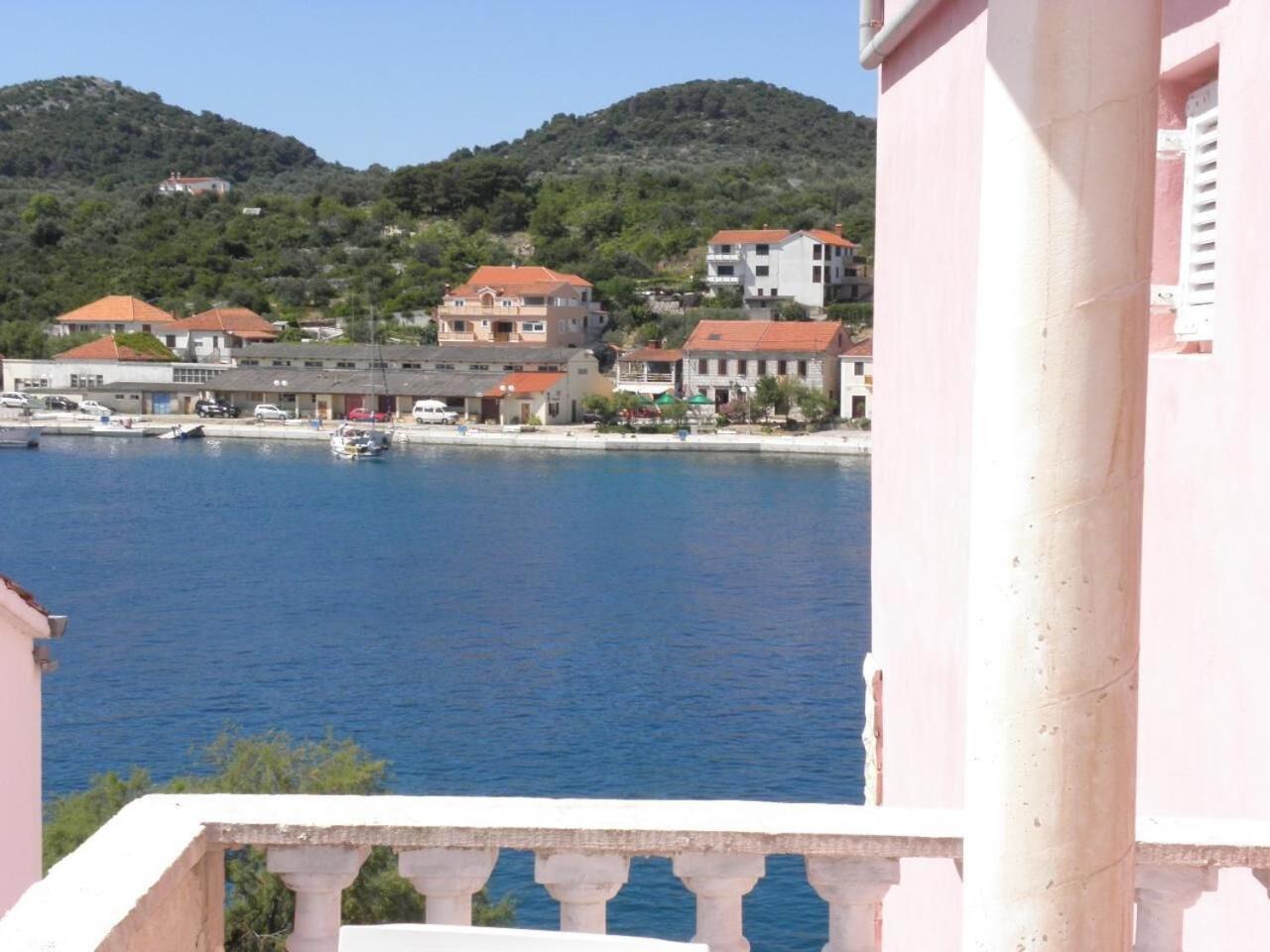 Apartments Svetka - 10m from the sea Sali Exteriör bild