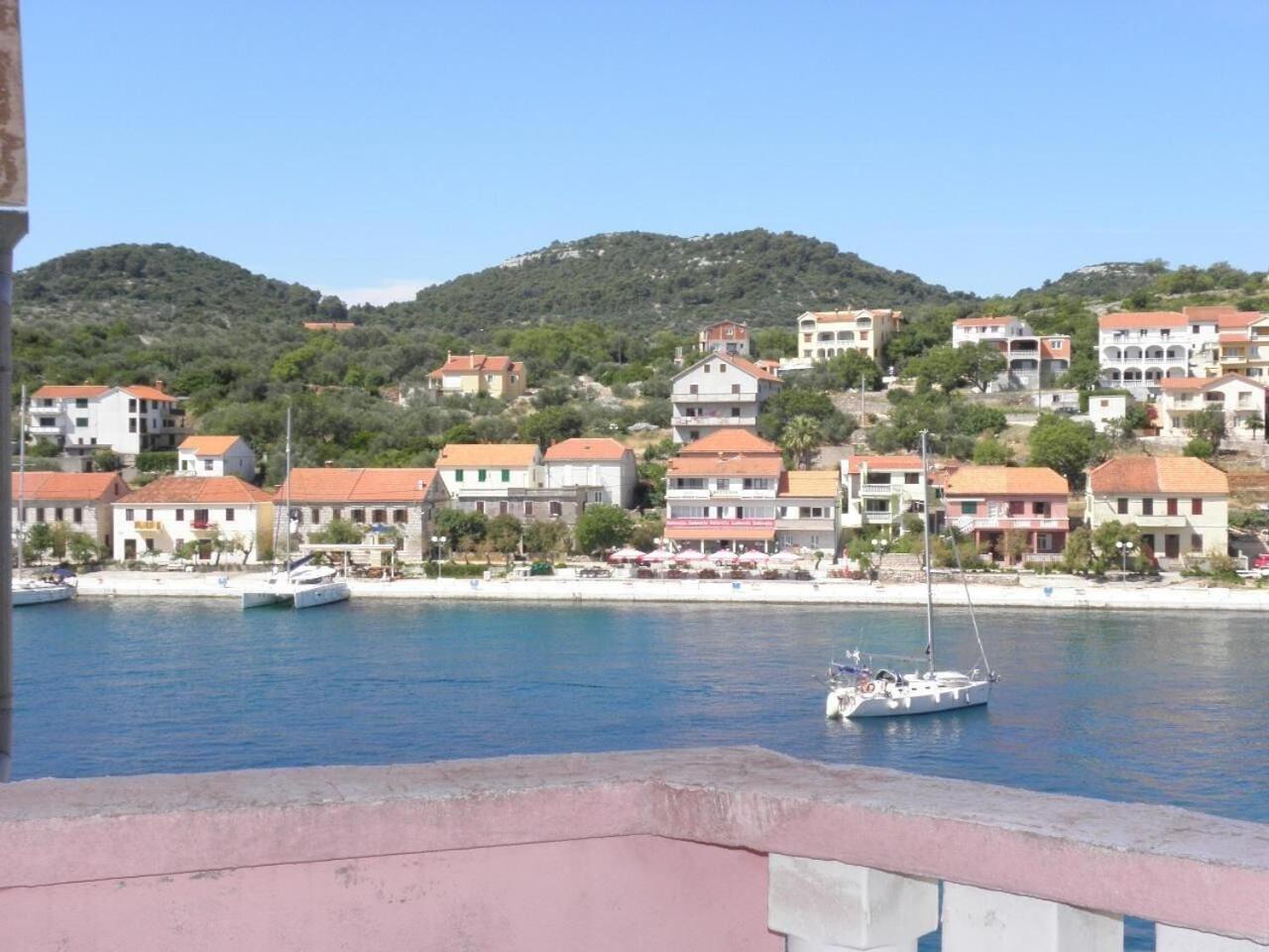 Apartments Svetka - 10m from the sea Sali Exteriör bild